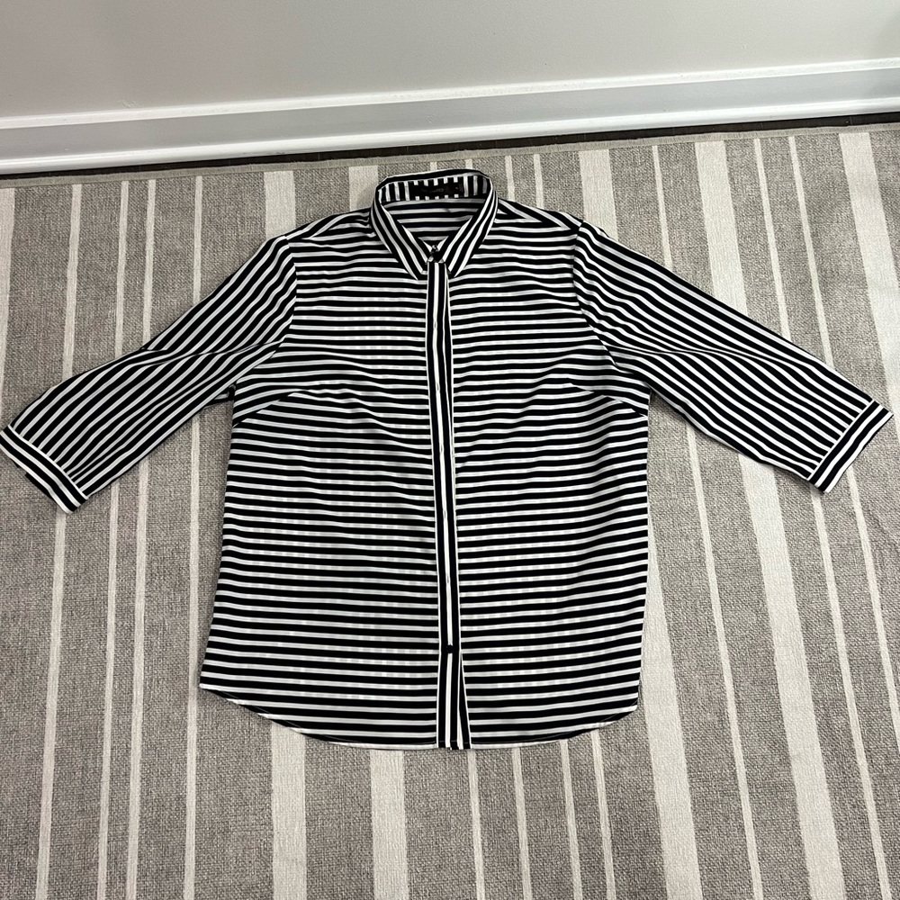 ❤️2/$30 The Limited Women’s Wear to Work, Wedding, Vacation Dress Shirt, XL